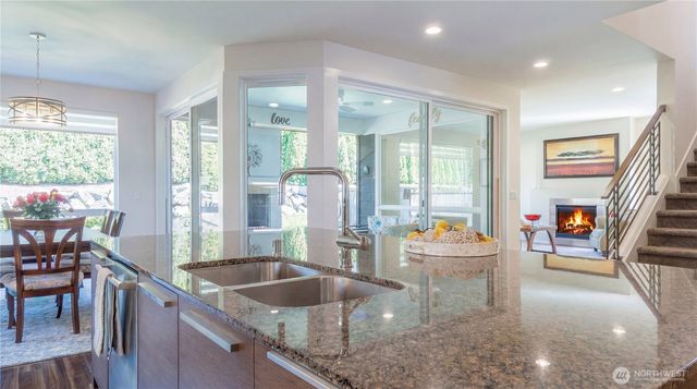 5852 S 326th Court, Auburn, WA 98001