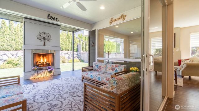 5852 S 326th Court, Auburn, WA 98001