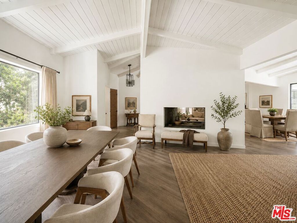 13019 Sky Valley Road, Los Angeles, CA 90049 — photo 4