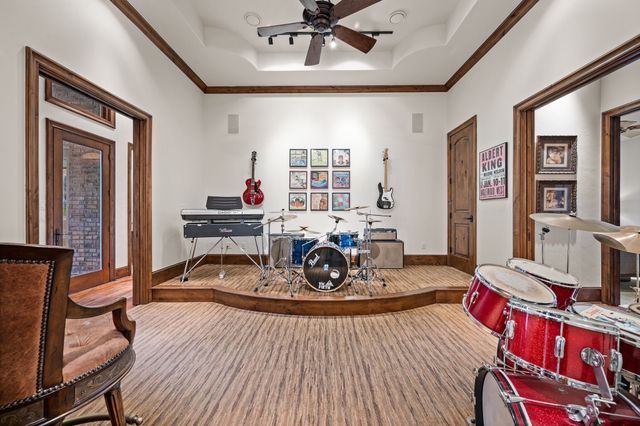 6909 Sir Spencer Court, Colleyville, TX 76034