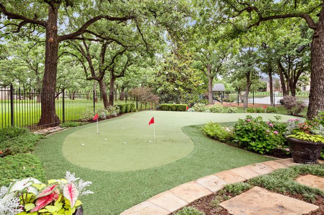 6909 Sir Spencer Court, Colleyville, TX 76034