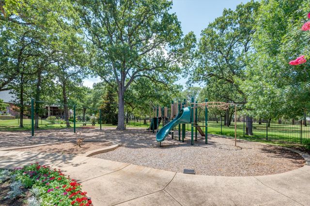 6909 Sir Spencer Court, Colleyville, TX 76034