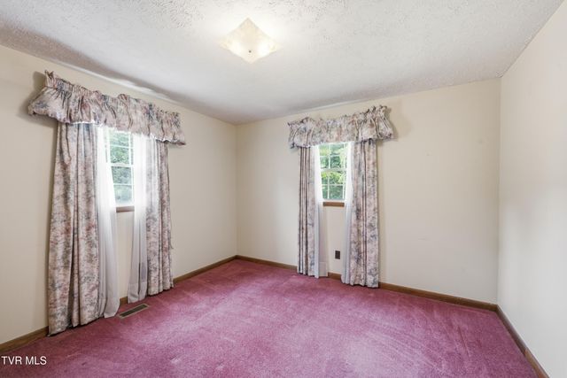 123 Lexington Avenue, Elizabethton, TN 37643