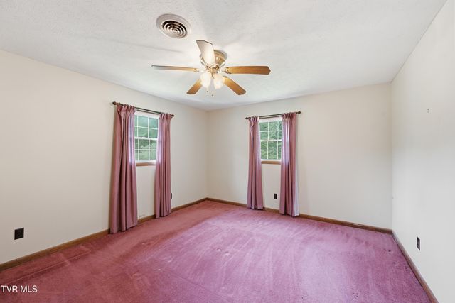 123 Lexington Avenue, Elizabethton, TN 37643