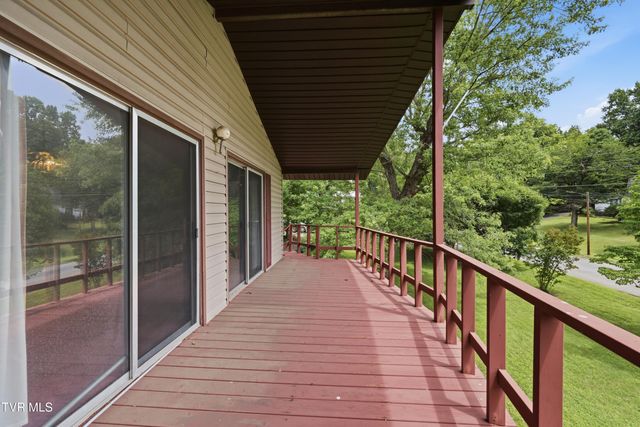 123 Lexington Avenue, Elizabethton, TN 37643