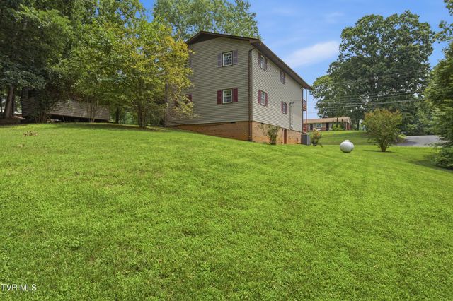123 Lexington Avenue, Elizabethton, TN 37643