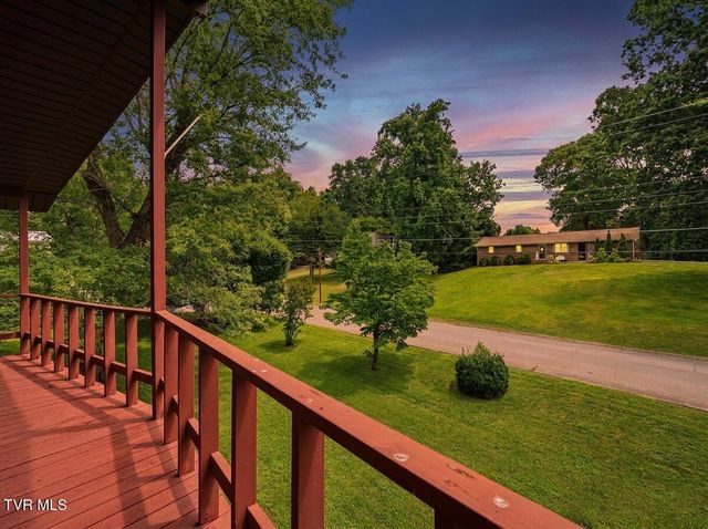 123 Lexington Avenue, Elizabethton, TN 37643