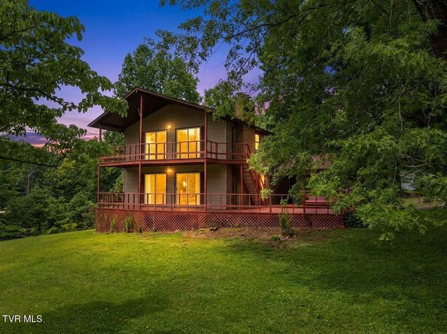 123 Lexington Avenue, Elizabethton, TN 37643