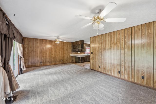 123 Lexington Avenue, Elizabethton, TN 37643