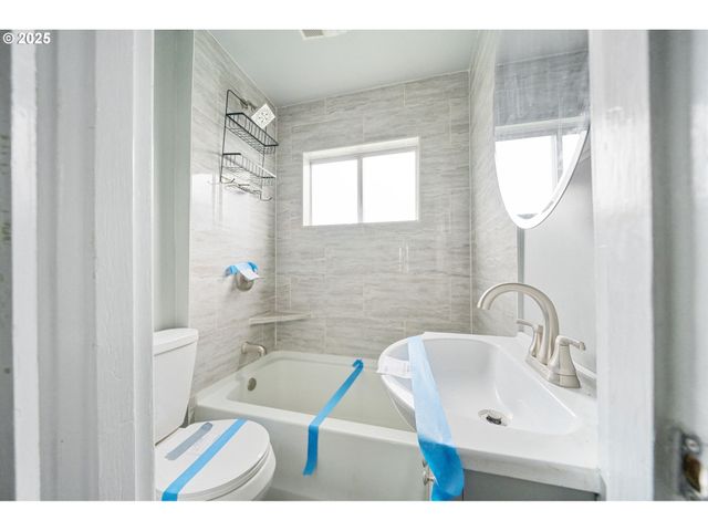 283 18TH Ave, Longview, WA 98632