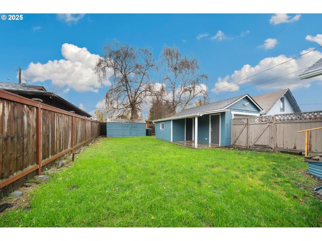 283 18TH Ave, Longview, WA 98632