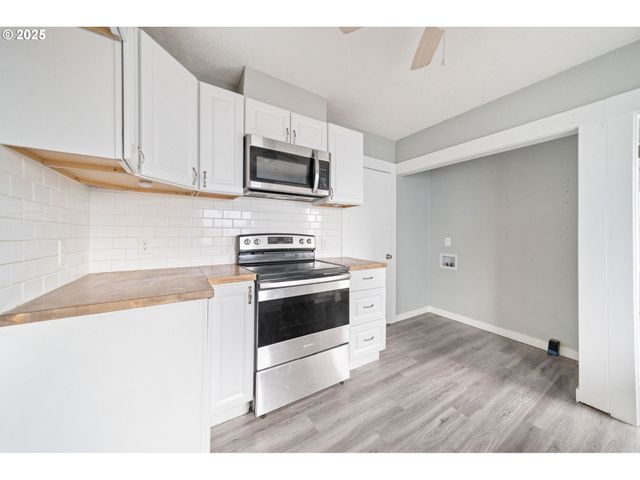 283 18TH Ave, Longview, WA 98632