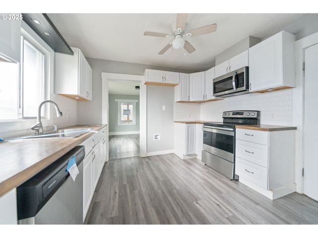 283 18TH Ave, Longview, WA 98632