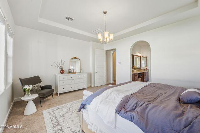 3930 E IRIS Drive, Chandler, AZ 85286