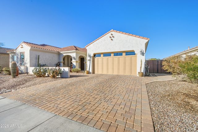3930 E IRIS Drive, Chandler, AZ 85286