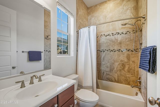 3930 E IRIS Drive, Chandler, AZ 85286