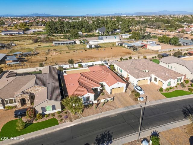 3930 E IRIS Drive, Chandler, AZ 85286