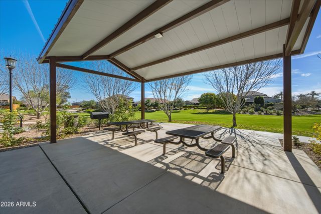 3930 E IRIS Drive, Chandler, AZ 85286