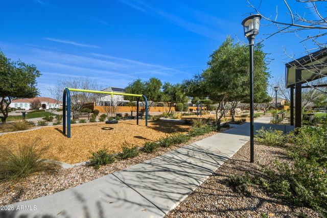 3930 E IRIS Drive, Chandler, AZ 85286