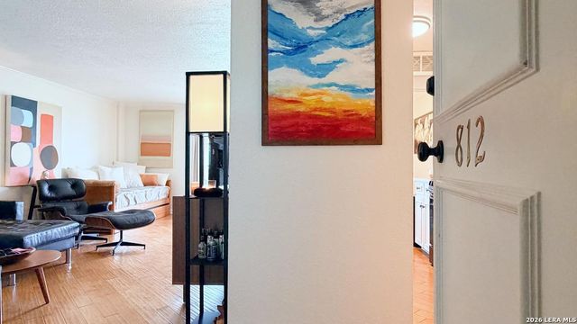 7039 San Pedro Ave Apt 812, San Antonio, TX 78216