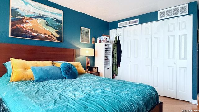 7039 San Pedro Ave Apt 812, San Antonio, TX 78216
