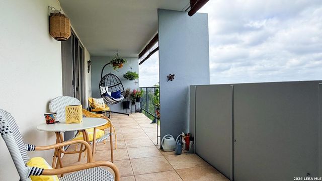 7039 San Pedro Ave Apt 812, San Antonio, TX 78216