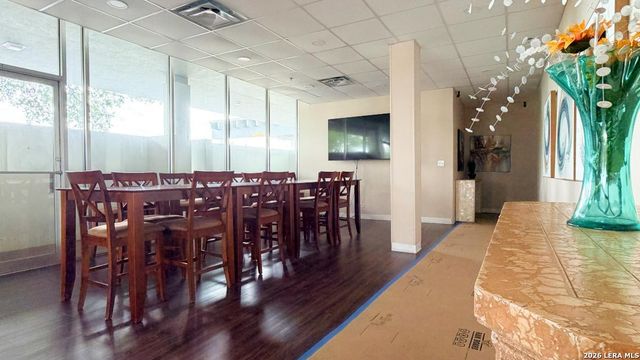 7039 San Pedro Ave Apt 812, San Antonio, TX 78216