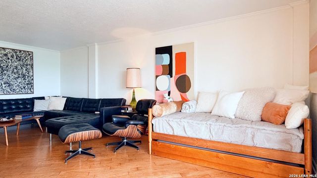 7039 San Pedro Ave Apt 812, San Antonio, TX 78216