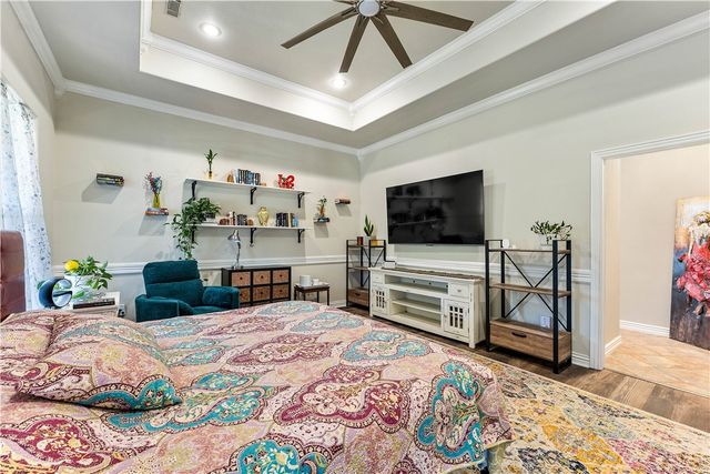 6513 W Hearth Stone Drive, Rogers, AR 72758