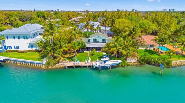 1305 Peninsular Road, Jupiter, FL 33469