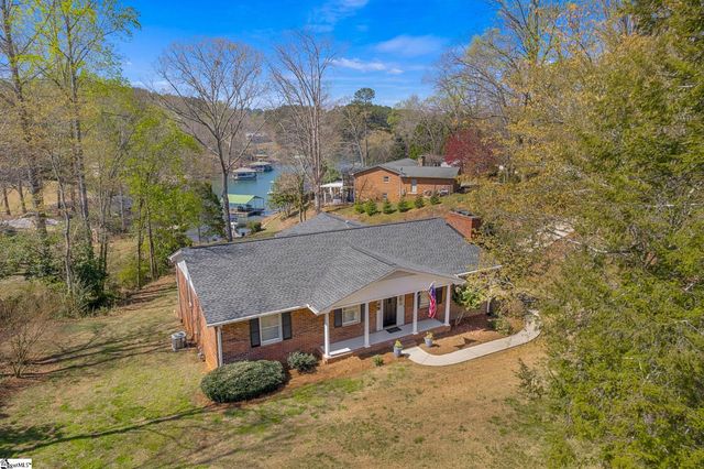 101 Cardinal Drive, Seneca, SC 29672