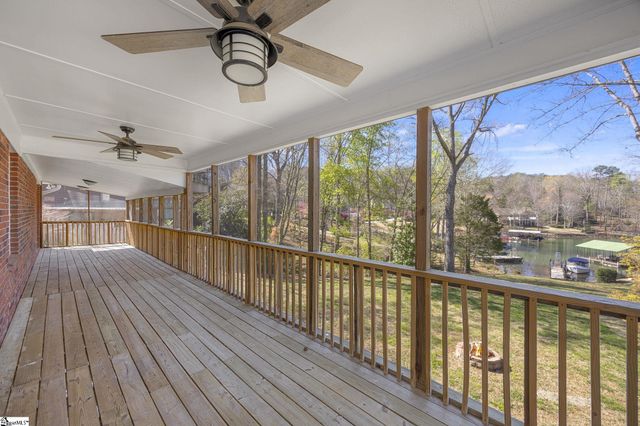 101 Cardinal Drive, Seneca, SC 29672