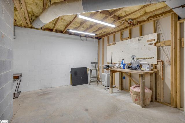 101 Cardinal Drive, Seneca, SC 29672