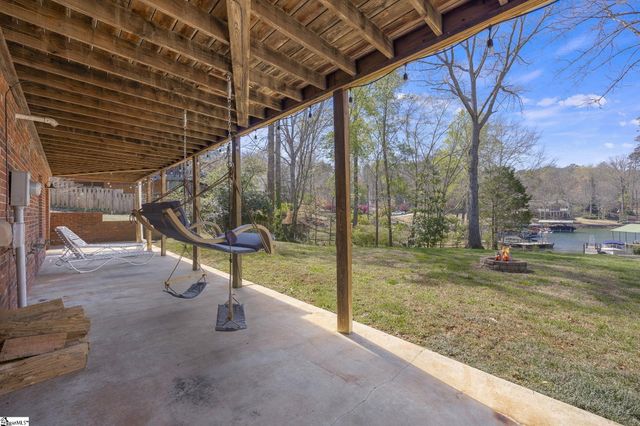 101 Cardinal Drive, Seneca, SC 29672