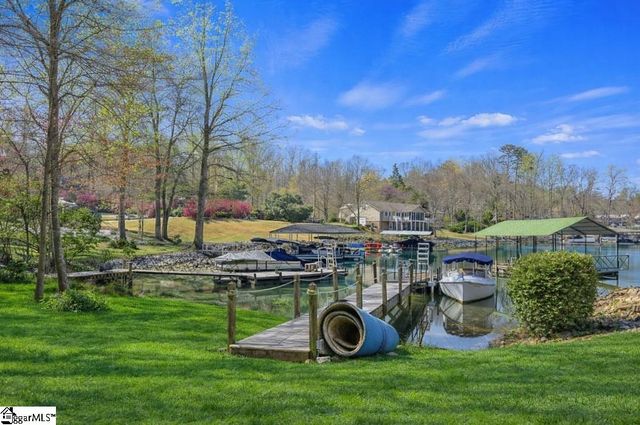 101 Cardinal Drive, Seneca, SC 29672