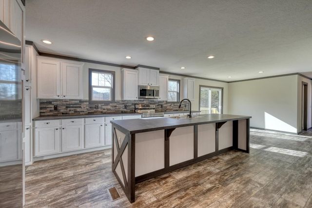 2045 Upper Bell Creek Road, Hiawassee, GA 30546