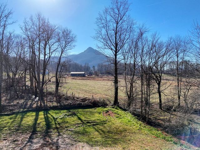 2045 Upper Bell Creek Road, Hiawassee, GA 30546