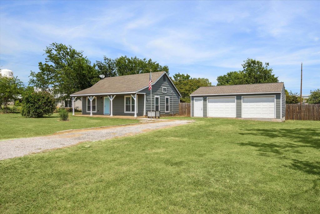 109 Bryson BND, Liberty Hill, TX 78642