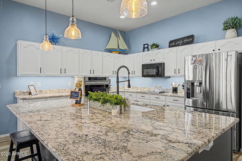7226 W SHERRI JEAN Lane, Peoria, AZ 85382 — exterior