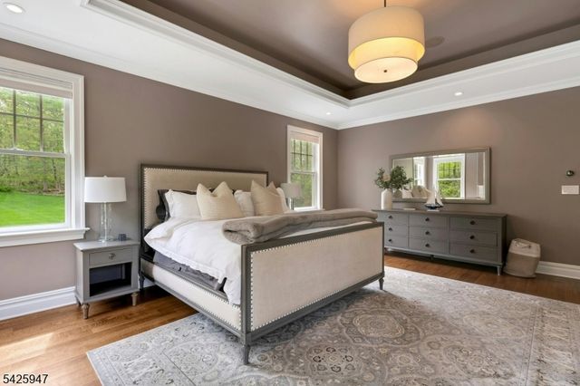 138 Oakwood Rd, Watchung Boro, NJ 07069