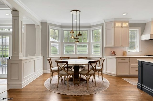 138 Oakwood Rd, Watchung Boro, NJ 07069