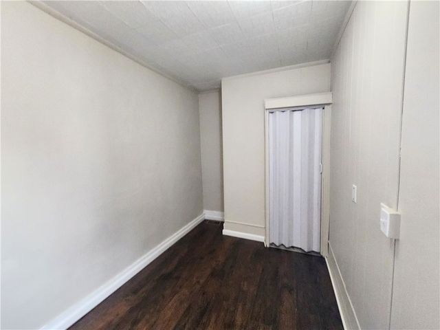 22 Harlem Ave 1, Mckees Rocks, PA 15136