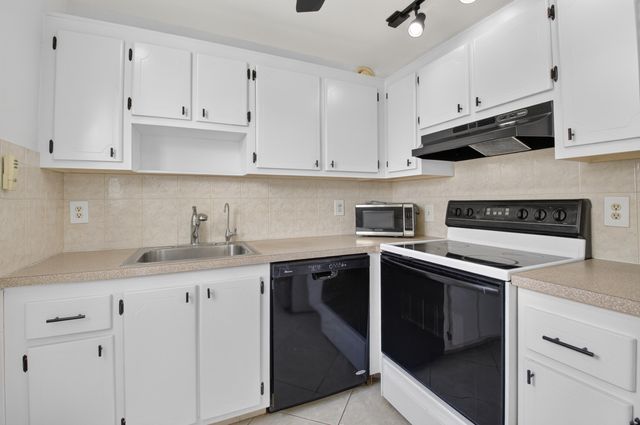 449 MONACO J, Delray Beach, FL 33446