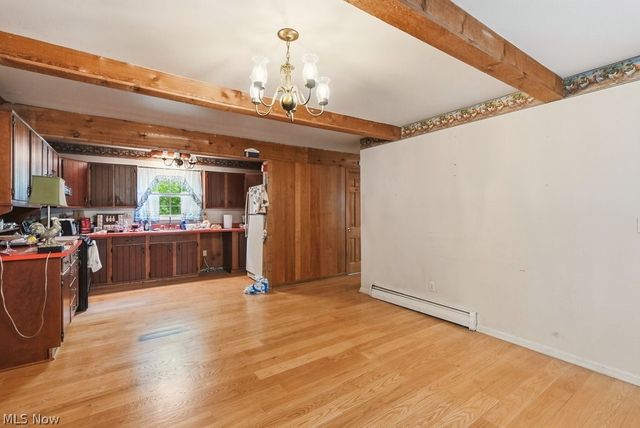 250 E Washington Street, Chagrin Falls, OH 44022