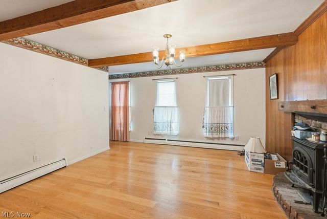 250 E Washington Street, Chagrin Falls, OH 44022