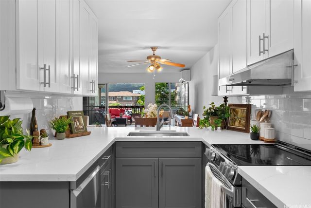 444 Lunalilo Home Road 327, Honolulu, HI 96825