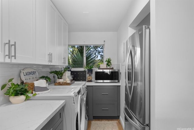 444 Lunalilo Home Road 327, Honolulu, HI 96825