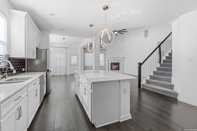 619 Hidden View St., New Braunfels, TX 78130