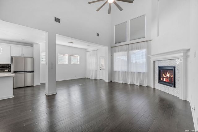 619 Hidden View St., New Braunfels, TX 78130