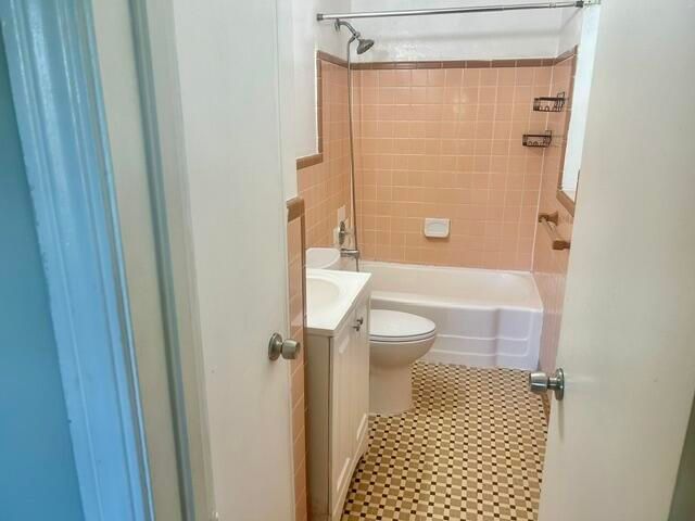4122 Bougainvillea Street, West Palm Beach, FL 33406